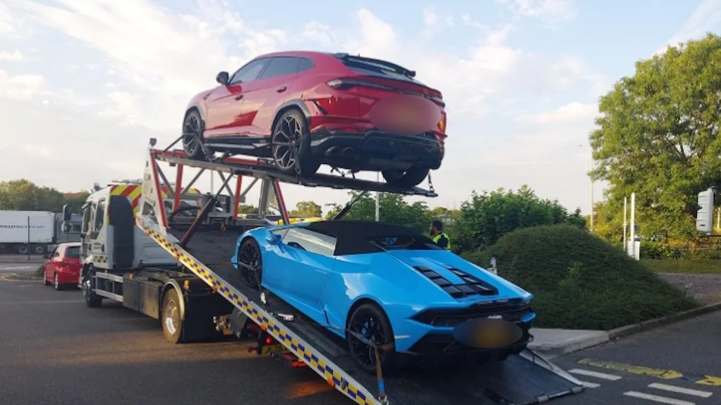 Police seize super cars after peak-time convoy