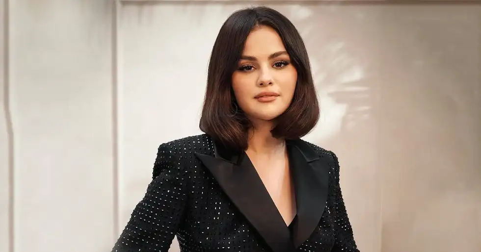 Selena Gomez S Minimalist Makeup Looks