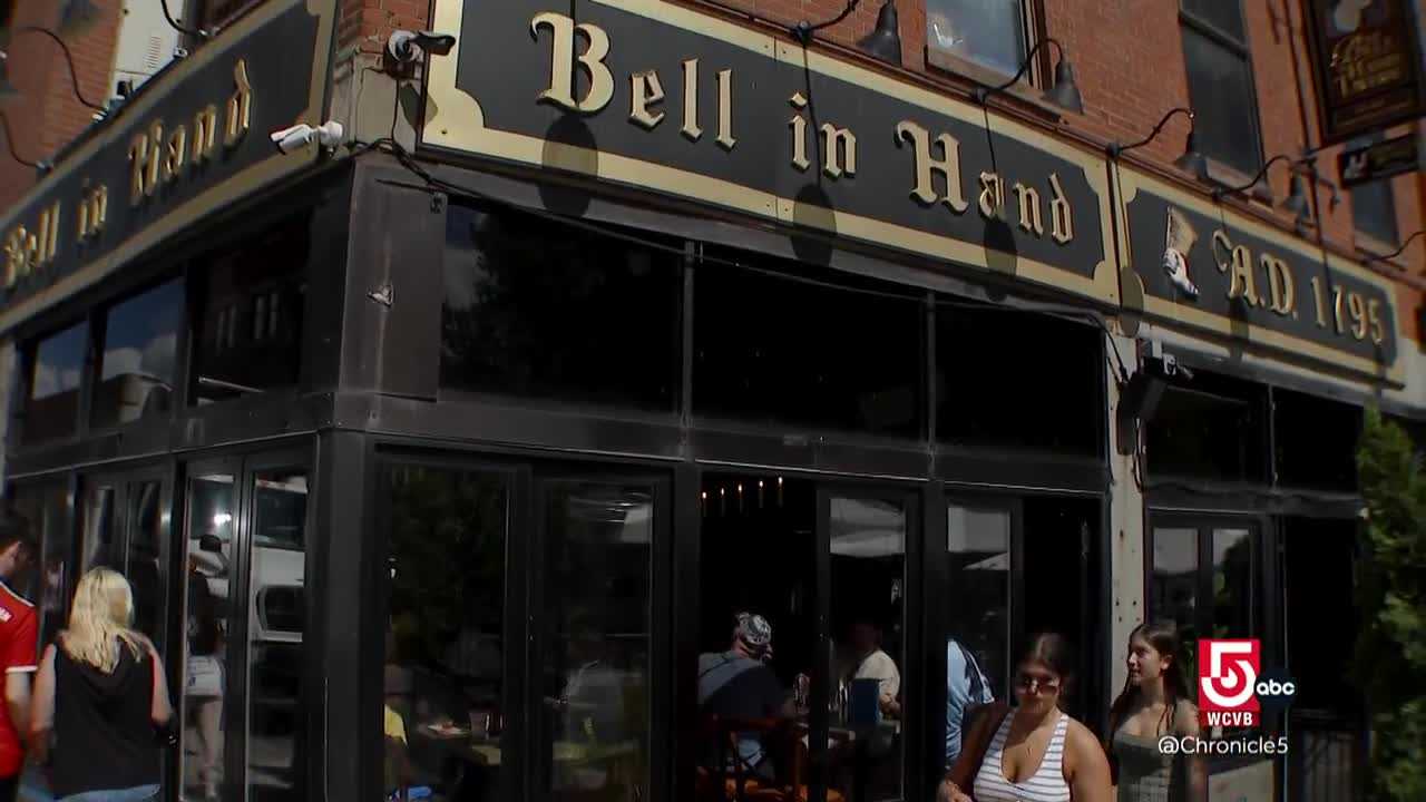 Boston walking tours explore Revolutionary-era taverns and true crime