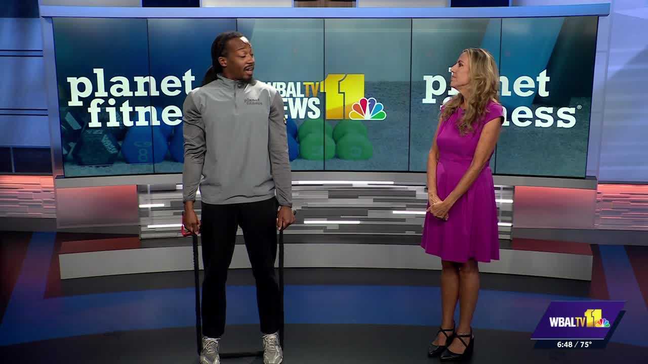 11 Fitness: Mobility exercises using a resistance band