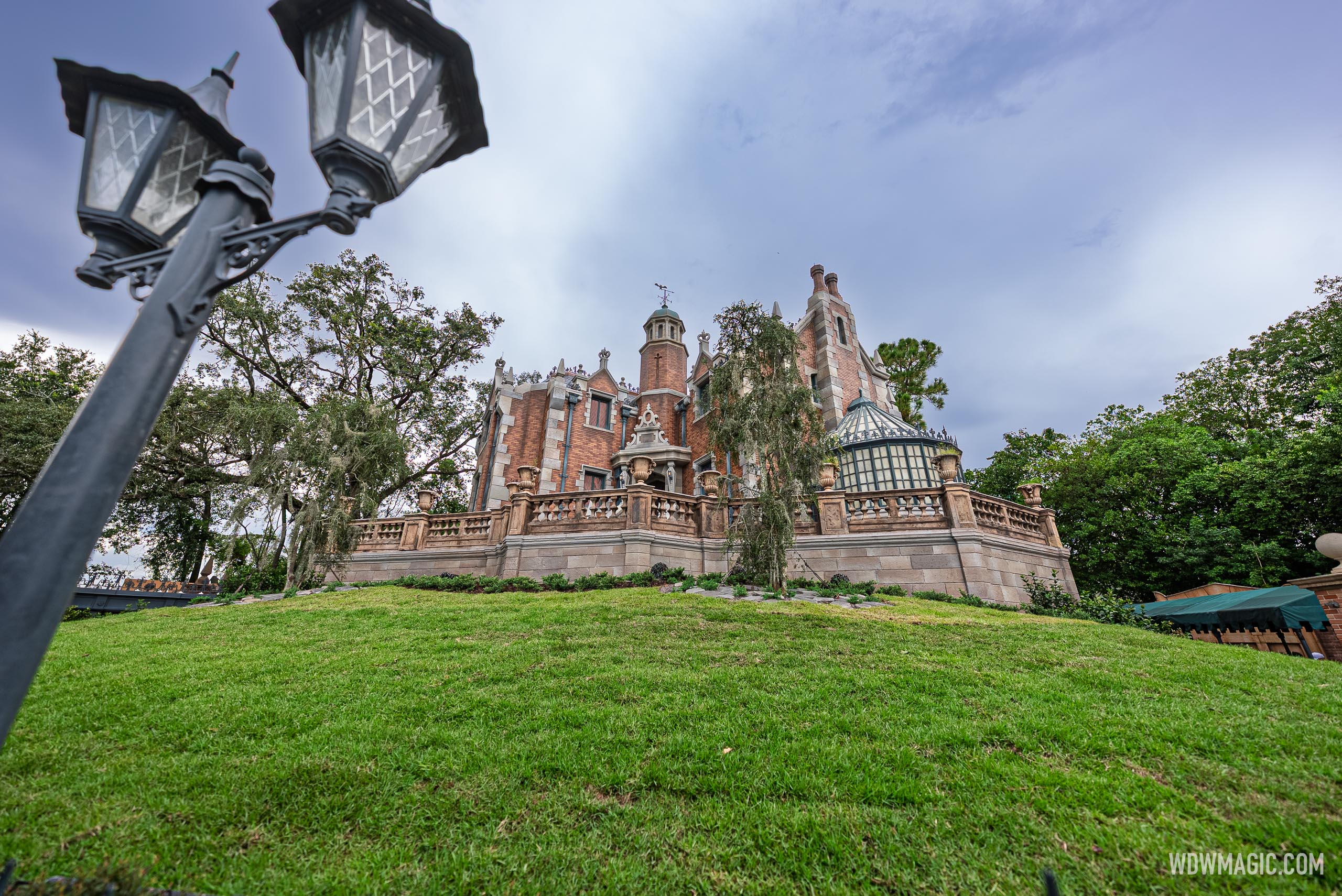 Haunted Mansion Exterior Refurbishment Complete With Landscaping Restored at Magic Kingdom