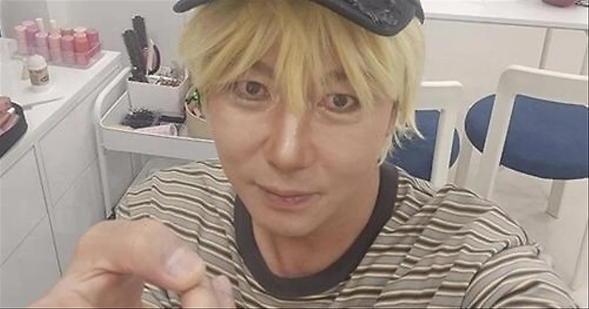 Tak Jae-hoon stuns fans with blonde hair and intense Gyaru makeup