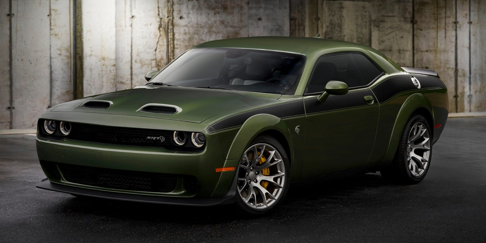 Dodge Challenger Hellcat Jailbreak Owner Says Dealer Totaled His Car, Then Offered to Waive Markup on New One